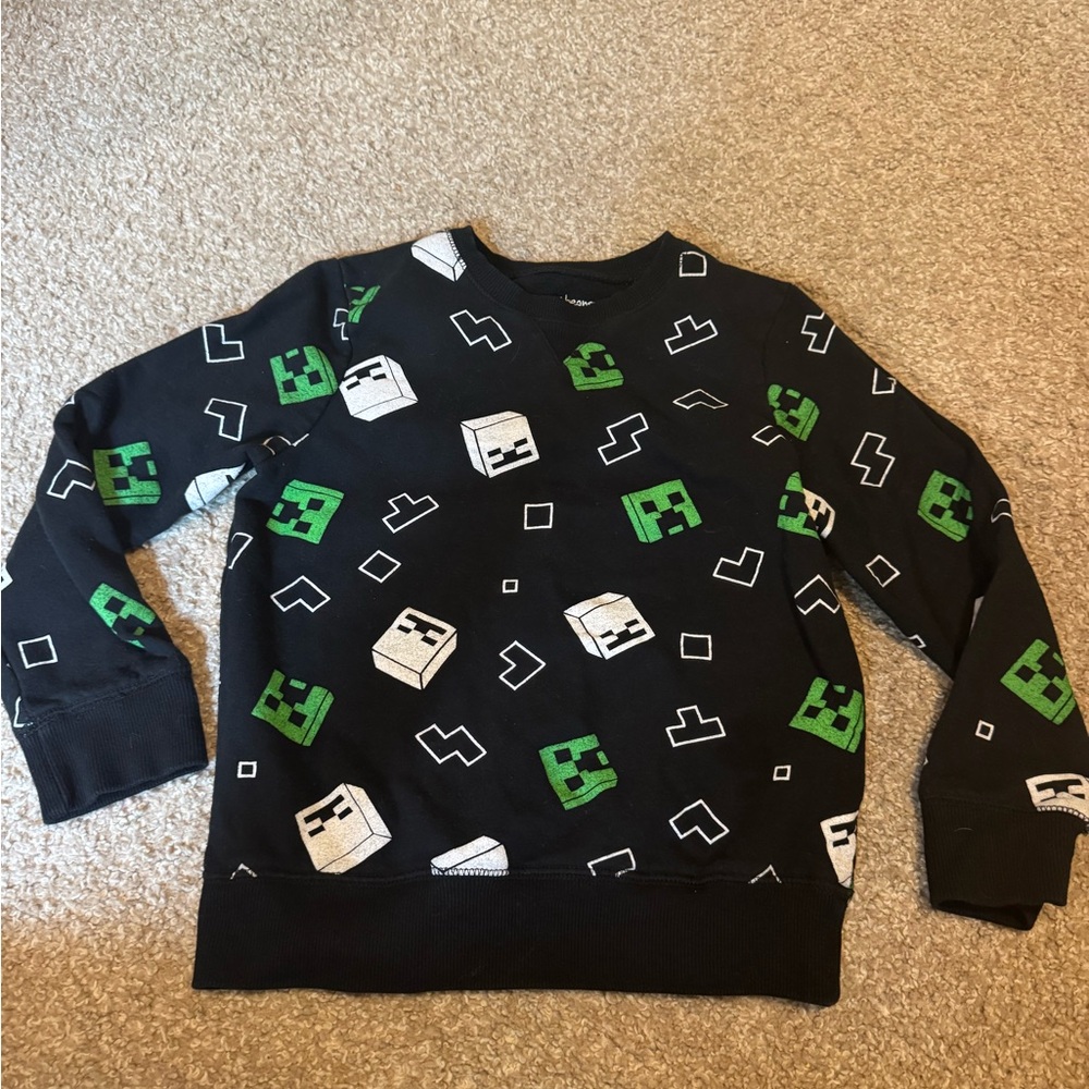 Jumping Beans Black and Green Patterned Men's Sweater